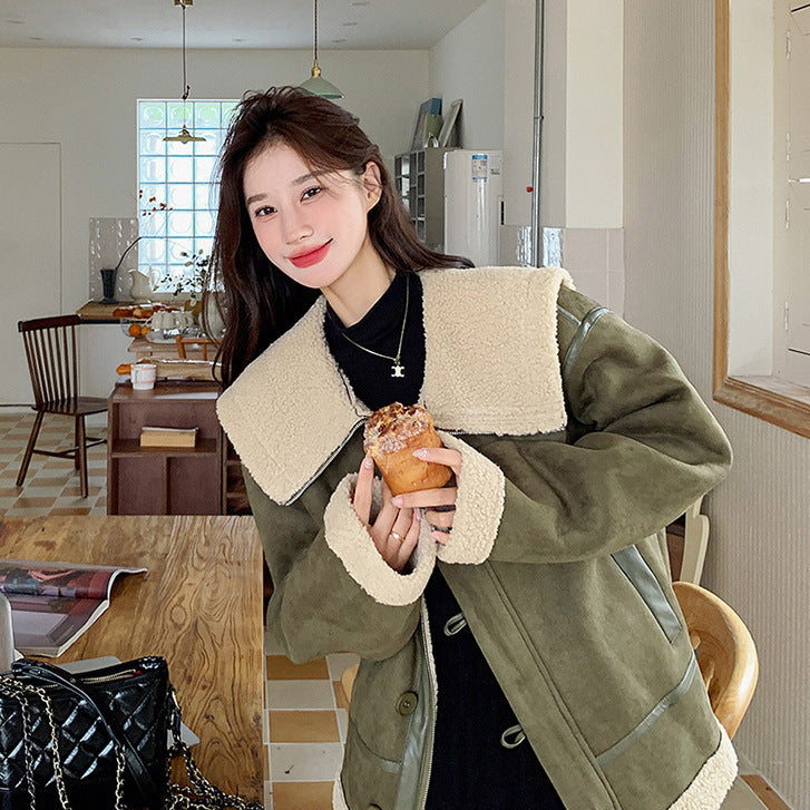 Women's Korean-style Retro Green Suede Lambswool Coat - Black & Elva