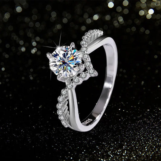 Eight Arrows Crowned Love Moissanite Female Ring - Black & Elva