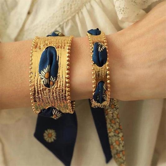 French Retro Color Scarf Bracelet - Black & Elva