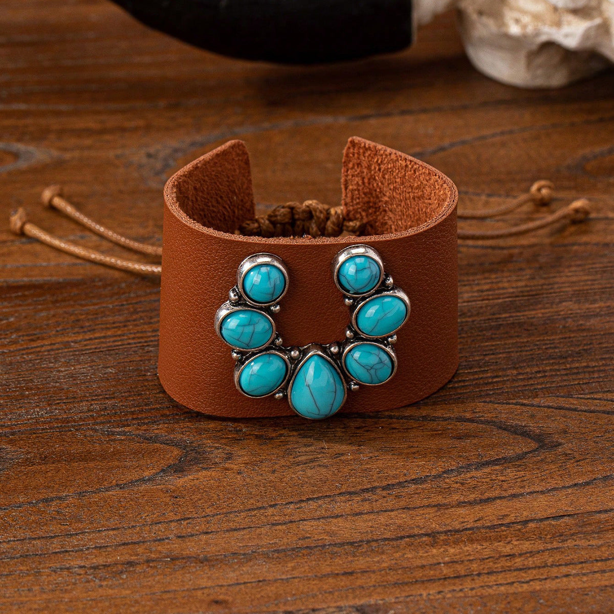 Vintage Western Denim Blue Turquoise Animal Leather Bracelet - Black & Elva