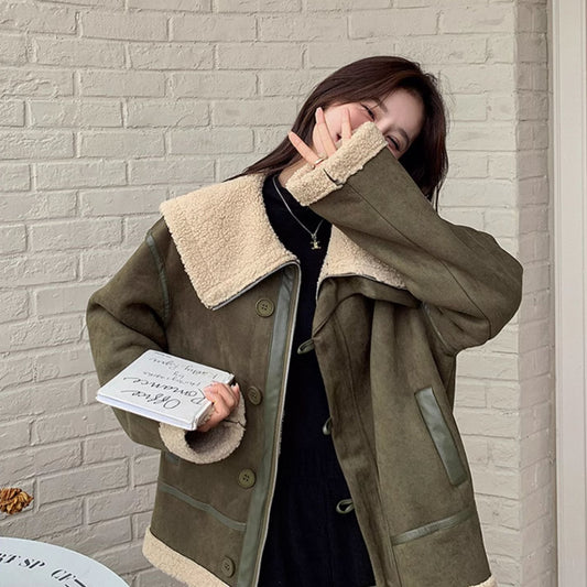Women's Korean-style Retro Green Suede Lambswool Coat - Black & Elva