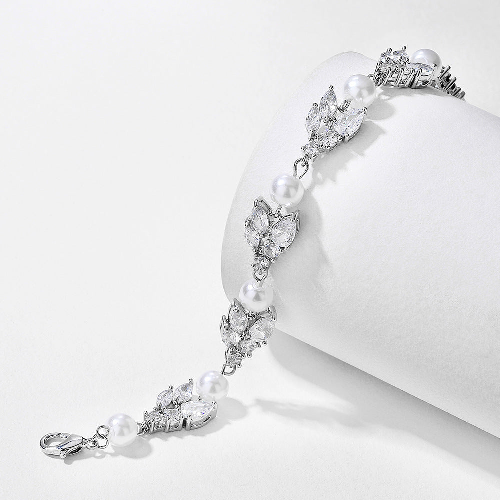 Light Luxury Micro Inlaid Zircon Girlfriends Jewelry - Black & Elva