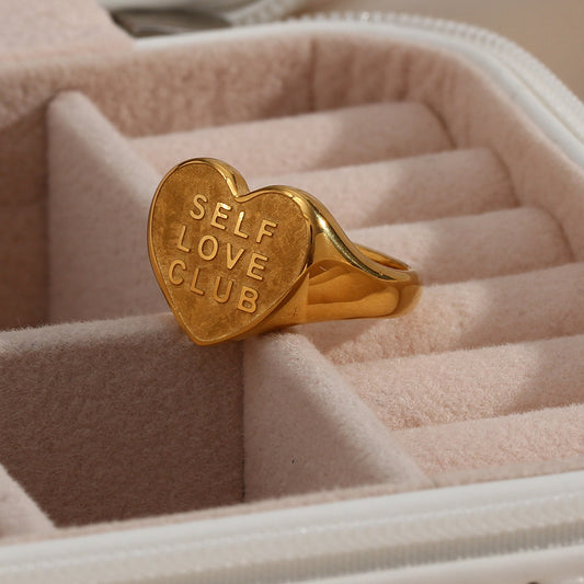 Heart-shaped English Ring Ornament Women - Black & Elva
