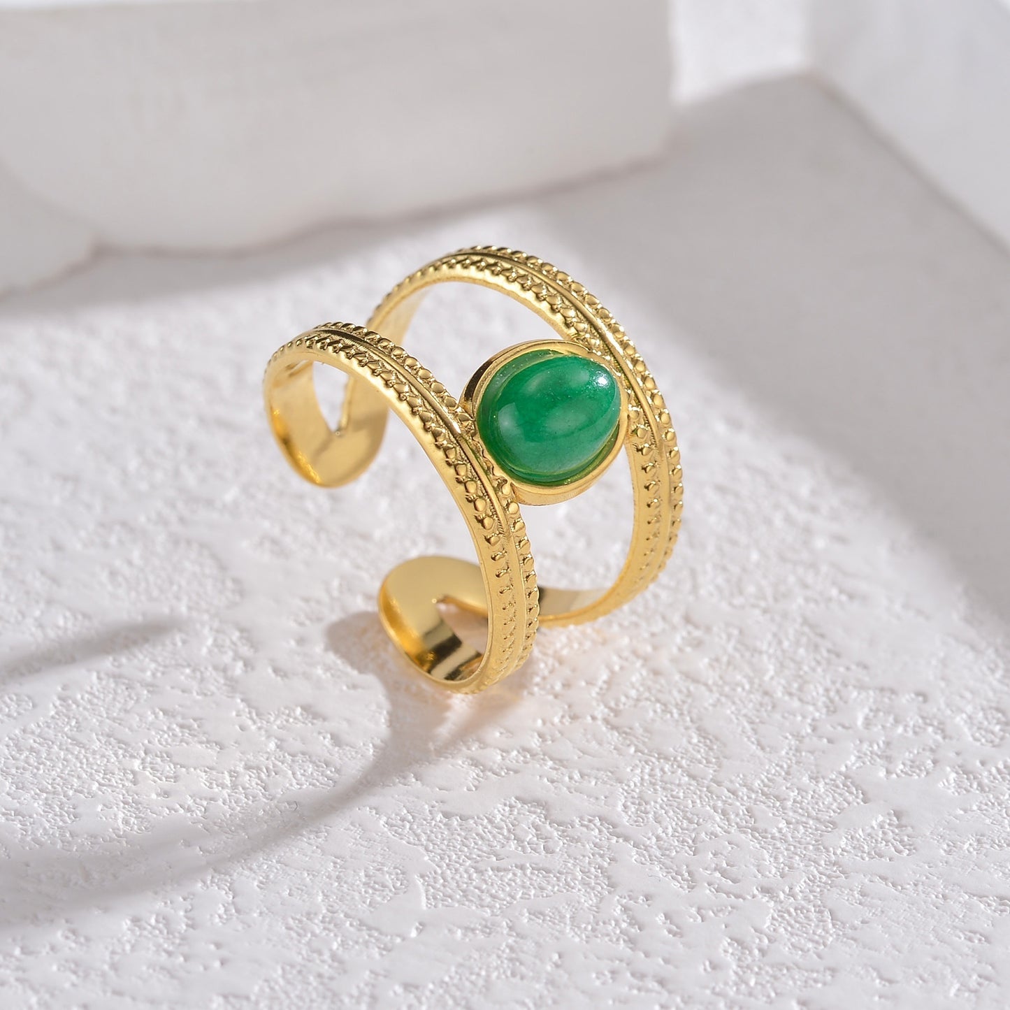 Color Ring 18K Gold Light Luxury Exquisite - Black & Elva