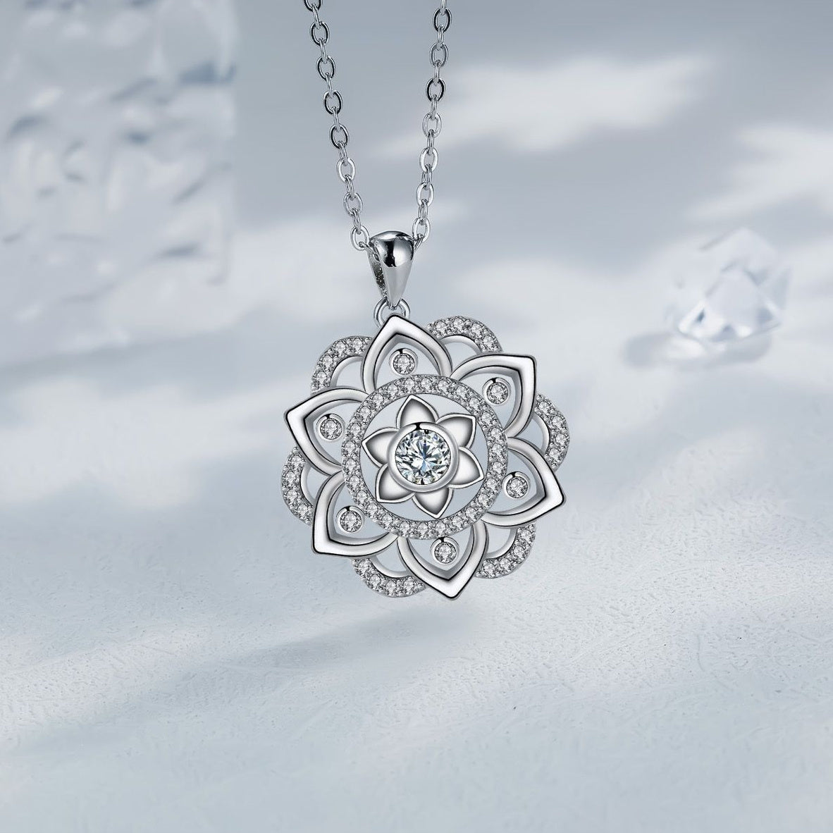 High-grade Niche Retro Lotus Pendant Women's Necklace - Black & Elva