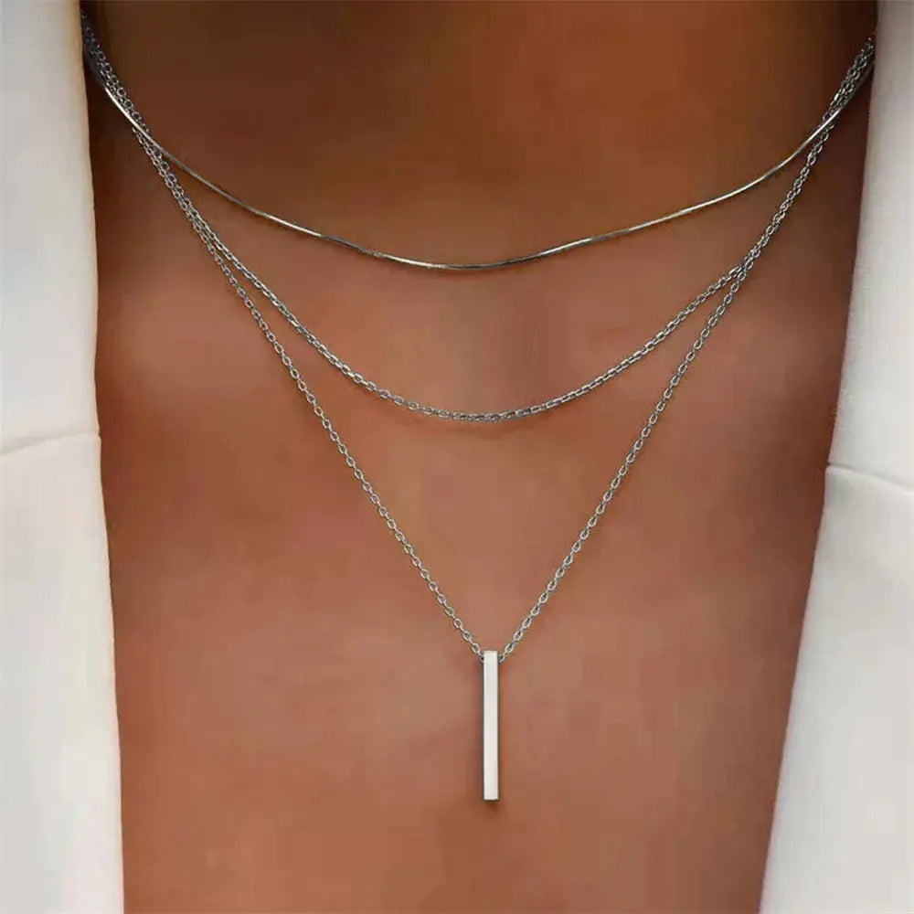 Gold Bar Pendant Necklace for Women - Black & Elva