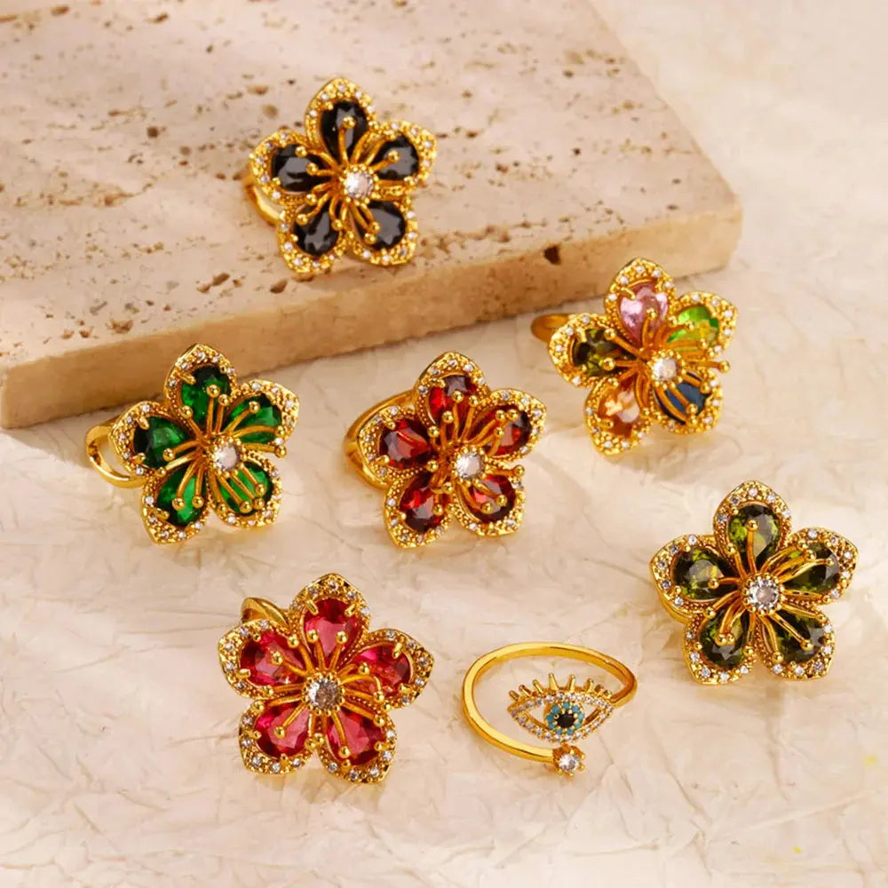 Elegant Gold Flower Ring with Green Zircon - Black & Elva