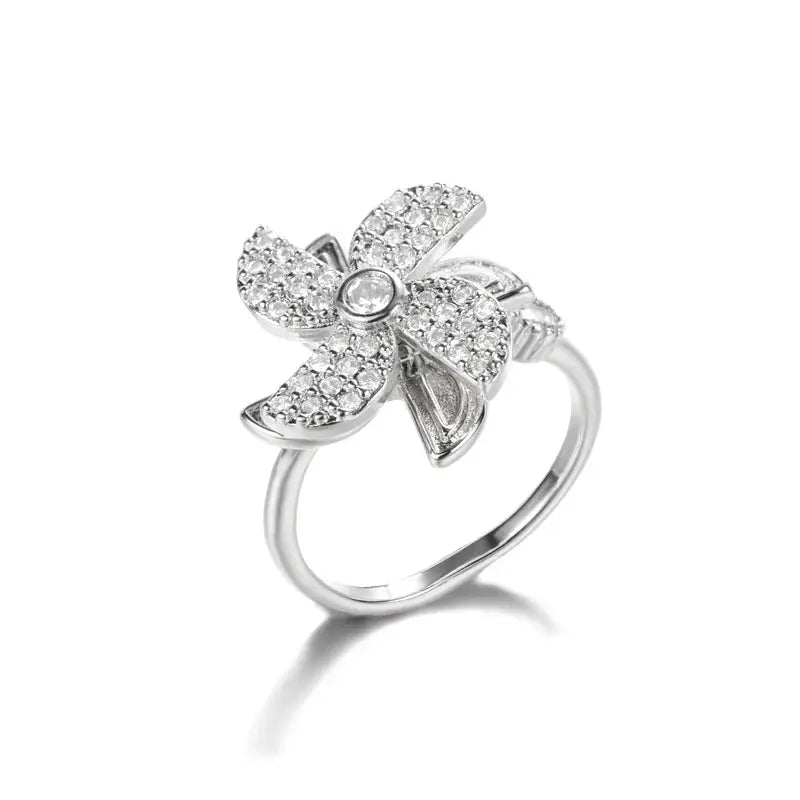 Rotatable Clover Ring - Black & Elva