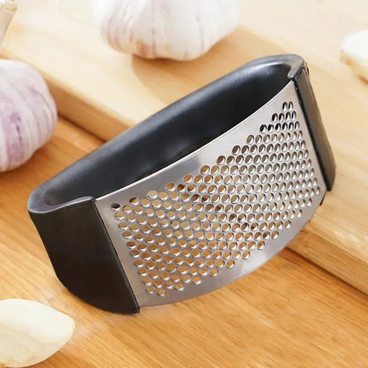 Stainless Steel Garlic Crusher - Black & Elva