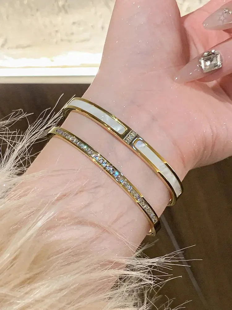 Titanium Steel Zircon Bracelet Classic Style - Black & Elva