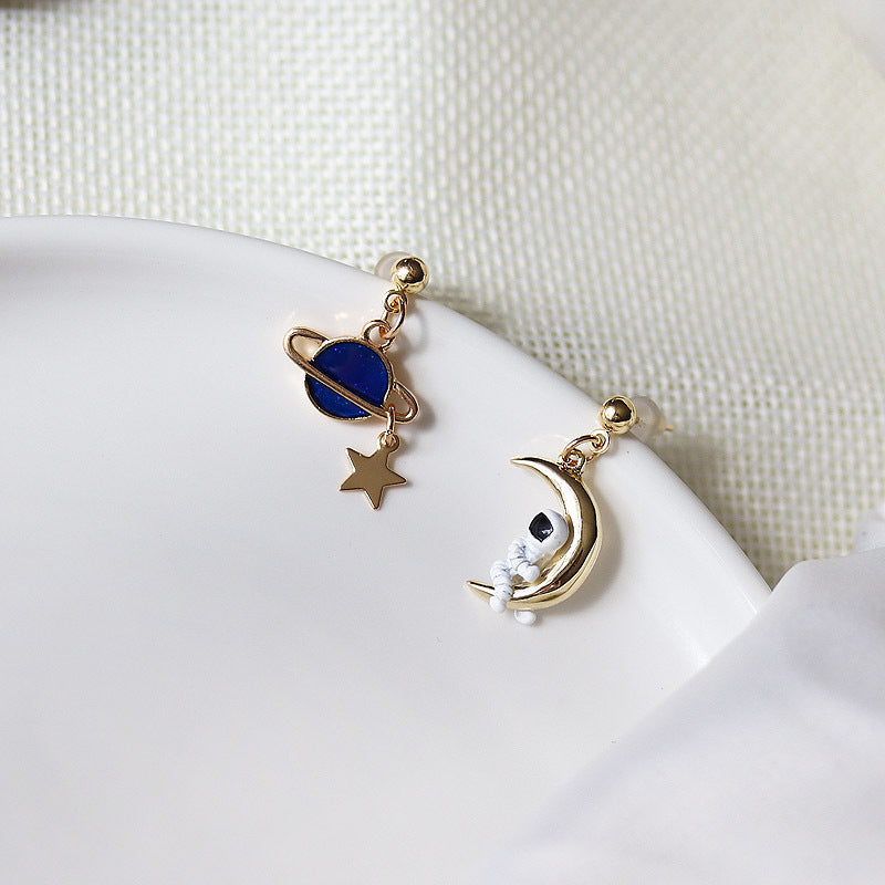 Moon Planet Astronaut Asymmetrical Stud Earrings Female Temperament South Korea - Black & Elva