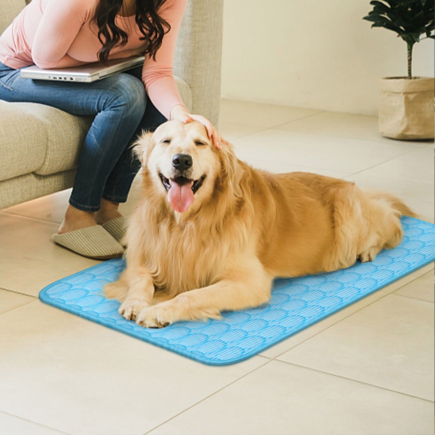 Pet Cooling Mat for Dogs & Cats – Summer Breathable Cool Pad Bed - Black & Elva