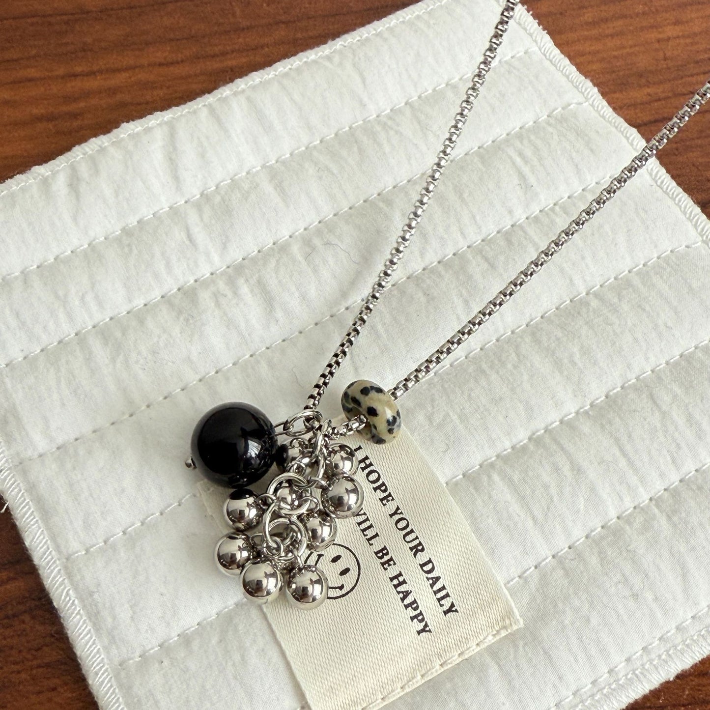 Niche Tigereye Titanium Steel Grape Cluster Ball Design Sense All-match Sweater Chain - Black & Elva